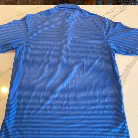 FootJoy Polo Size M - Picture 6 of 8